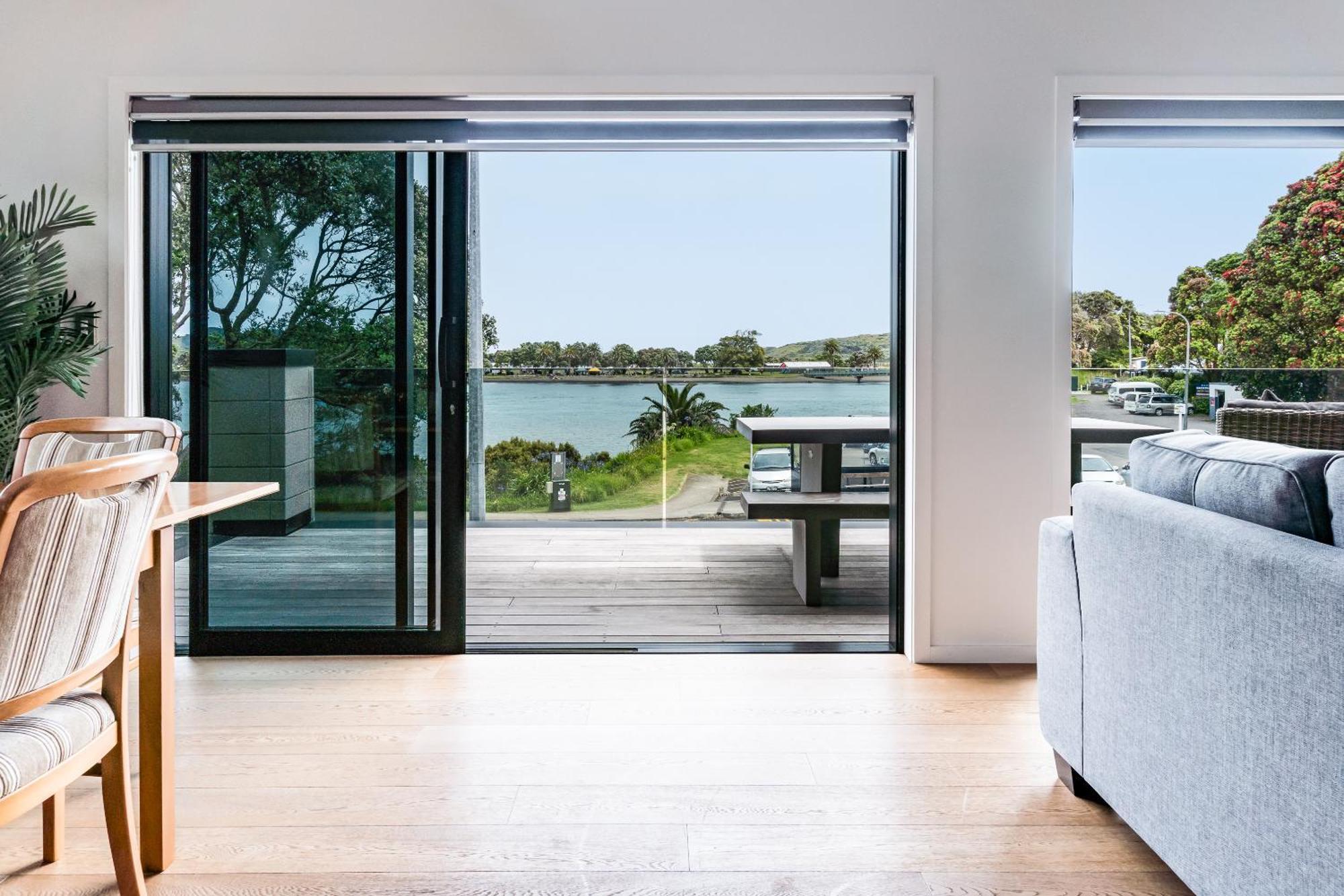 Okiwi Landing Appartement Raglan Buitenkant foto